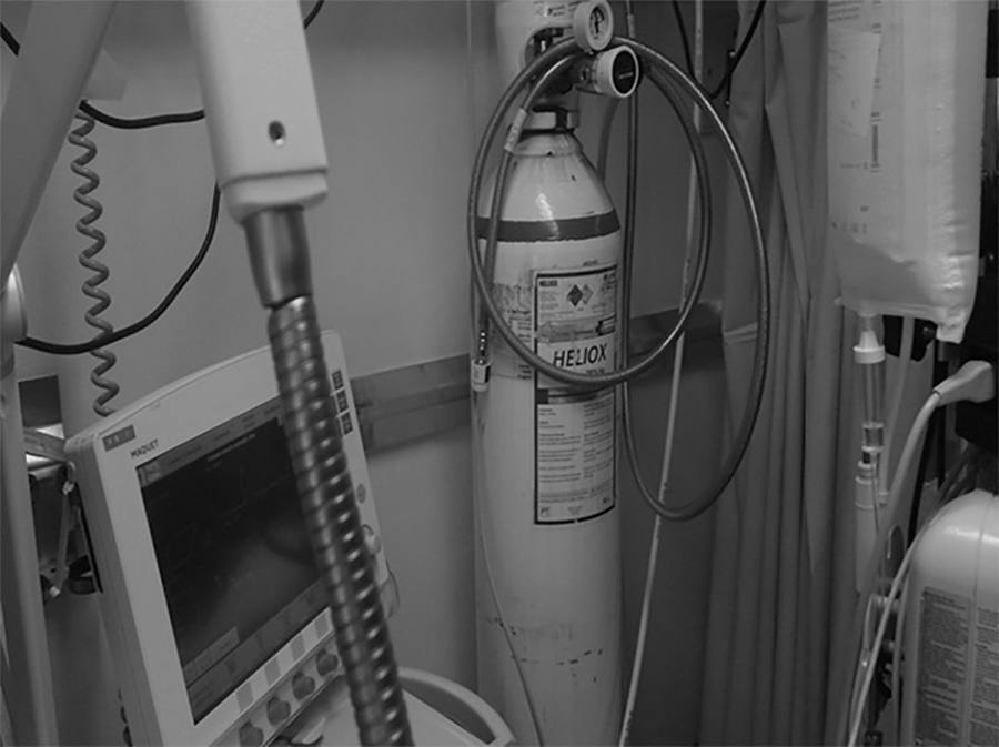 Heliox no tratamento do mal asmático: relato de casos